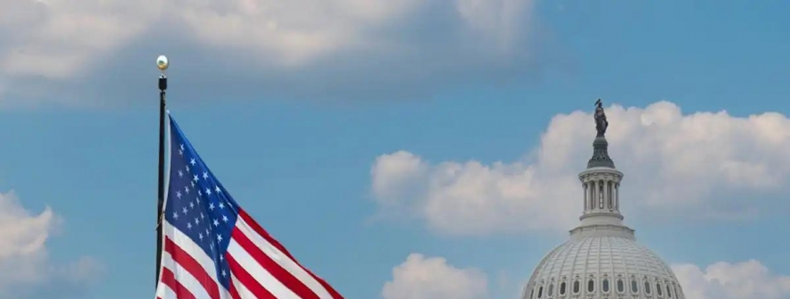 美股再创新高，鳄王达利欧警告：AI泡沫正形成，黄金是美元霸权的终结者？