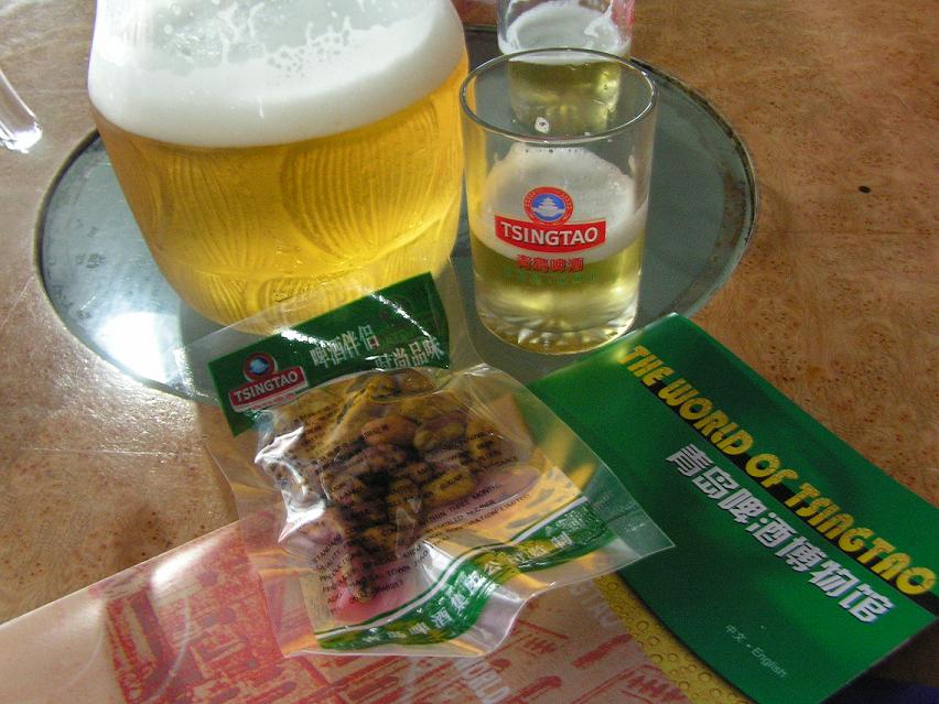 食住花生飲住青島等睇戲.JPG