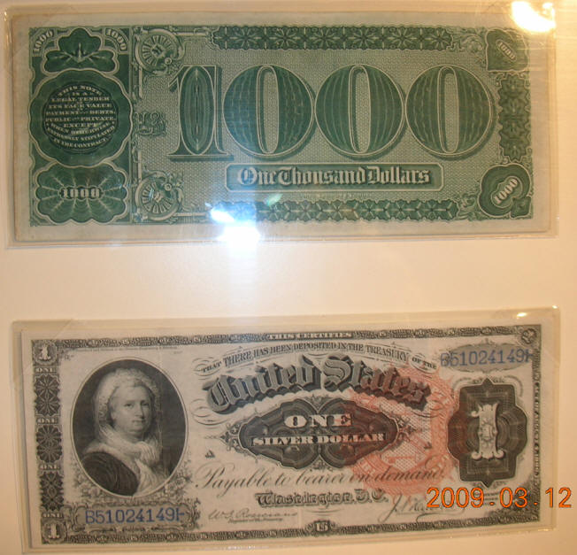 1000美元.JPG